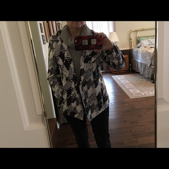 Textured “Fleece” Jacket - Picture 8 of 8